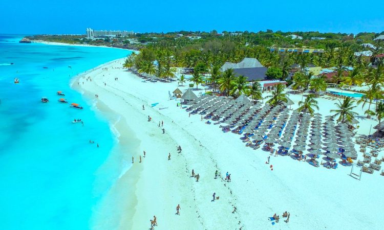 kendwa-rocks-beach-hotel